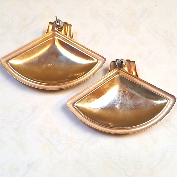 Vintage 1960s Purple Enamel and Gold  Tone Metal Post Back Earrings - Picture 6 of 11